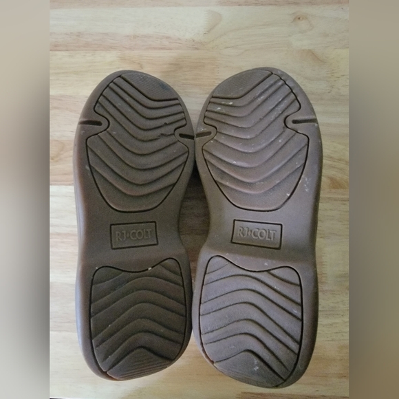 Vintage RJ Colt Tan Leather Sneaker - Picture 5 of 5